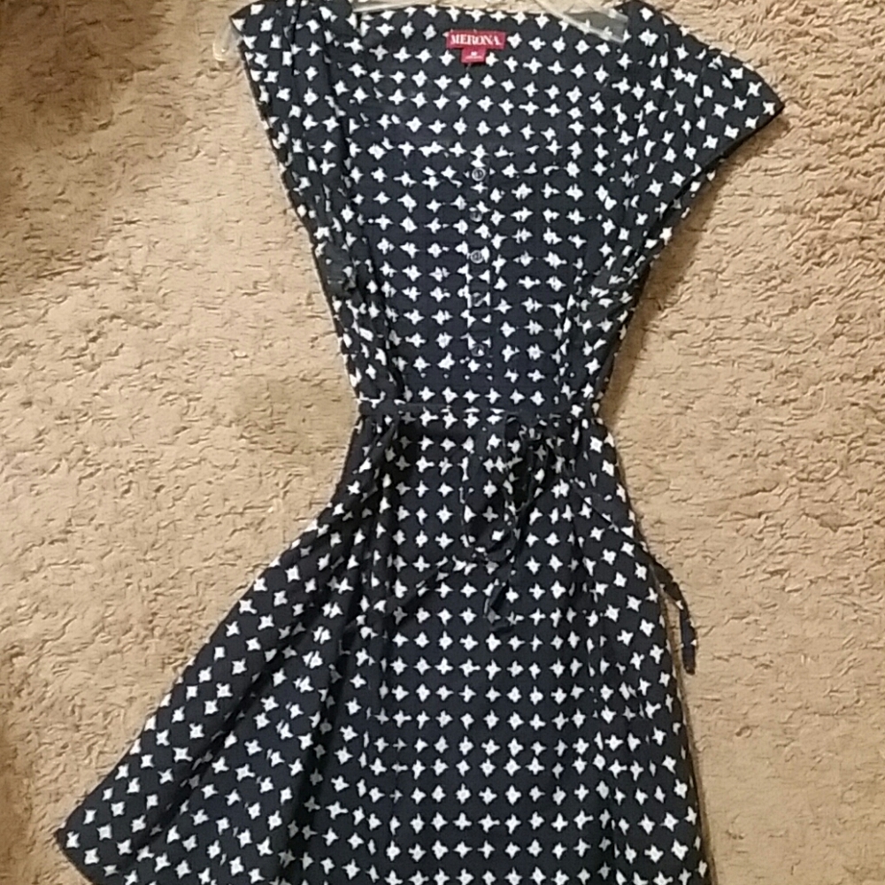 Short Sleeved Cinch Waist Top